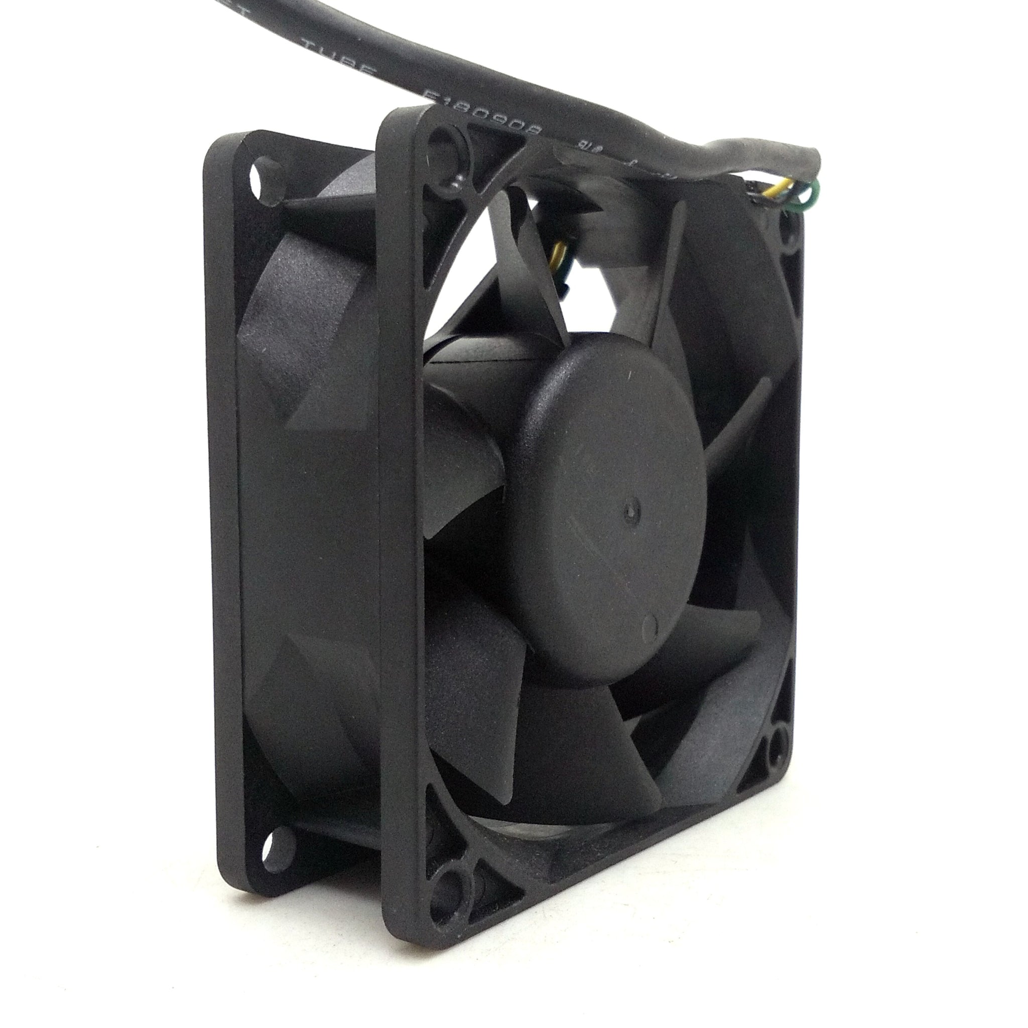 2pcs PVA070G12Q  PVA070G12Q-P04-AE PVA070G12Q-P02-BE 12V 0.50A 7025 70*70*25MM 7CM 4 Wire Fan