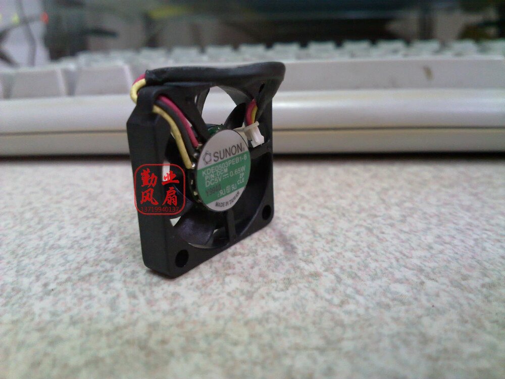 Sunon KDE0503PEB1-8 3cm 3007 30x30x7mm 30mm DC 5V 0.65W Server Inverter Cooling Fan