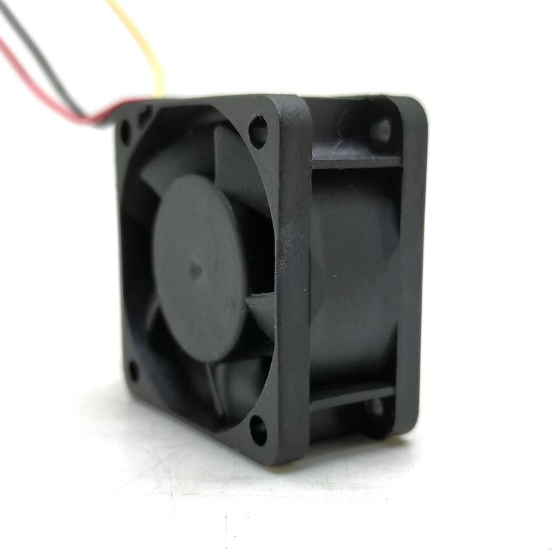 DC 5V cooling fan 40mm For ADDA 4020 5V 3-wire large fan case cooling fan ad0405hb-c52 4cm server