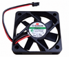 SUNON KDE0504PFV2 40x40x10mm 5V DC Axial Cooling Fan - clean white-background product photo 2