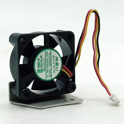 3010 12V 3-Wire Set-Top Box Silent Cooling Equipment Fan 3cm Dfs301012l with Iron Sheet