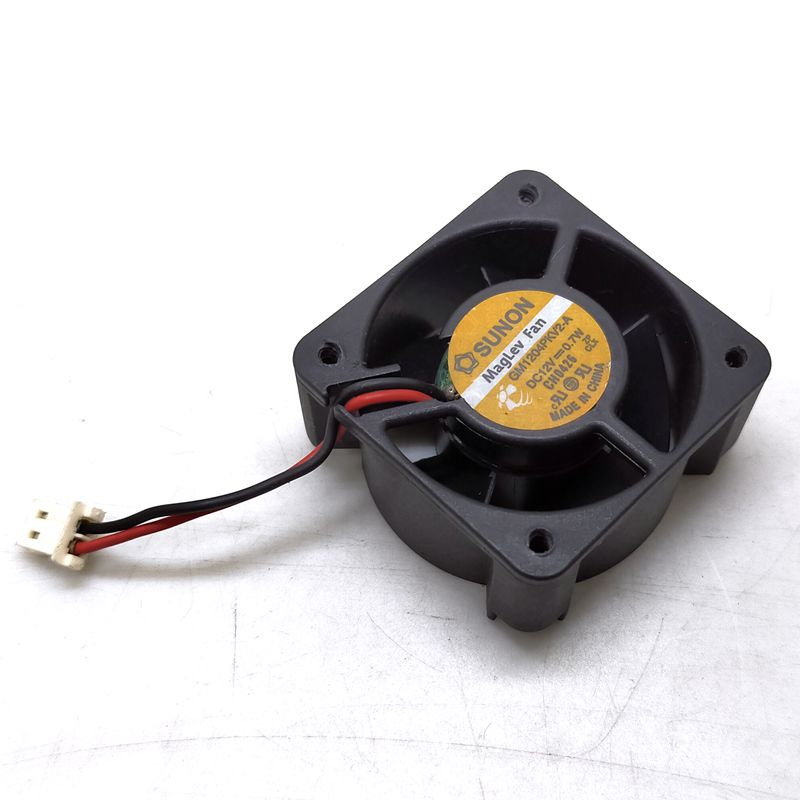 4020 12V Magnetic Mute Cooling Fan GM1204PKV2-A 4CM Switch 0.7W