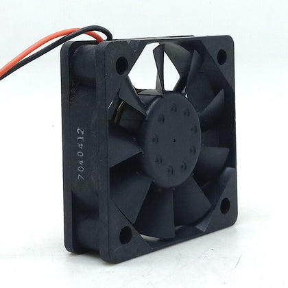 NMB 2106KL-04W-B50 12V DC 50x50x15mm Brushless Cooling Fan - product photo 2