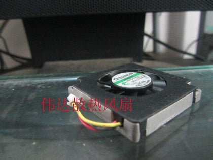 SUNON GB0504ADV1-8 5V DC 40mm DC Blower Fan - product photo 2