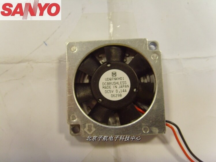 Sanyo 5V 0.14A UDQFNKH01 3510 Blower 3CM Mini Notebook Cooling Fan