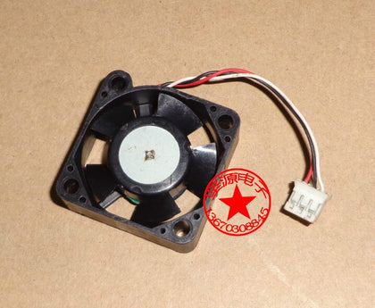 NMB 1204KL-01W-B39 5V DC 30x30x10mm Brushless Cooling Fan - product photo 2